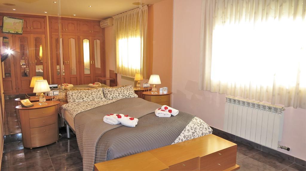 Villa Carolina Mataró Zimmer foto